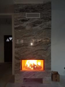 46486247_2323579744568186_488181603659415552_n